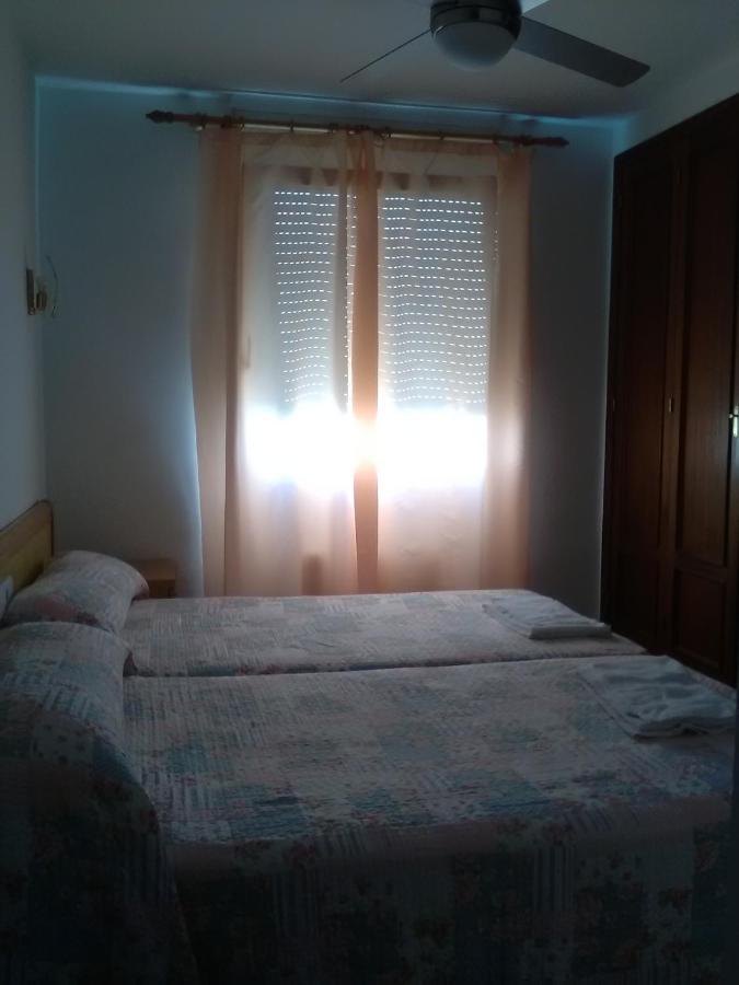 Hostal Restaurante El Cazador Nuévalos Kültér fotó