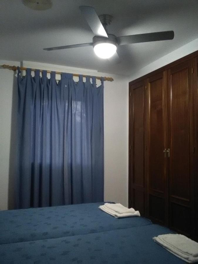 Hostal Restaurante El Cazador Nuévalos Kültér fotó