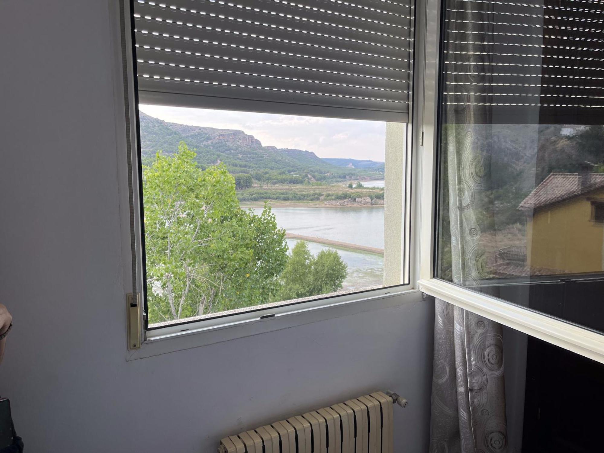 Hostal Restaurante El Cazador Nuévalos Kültér fotó