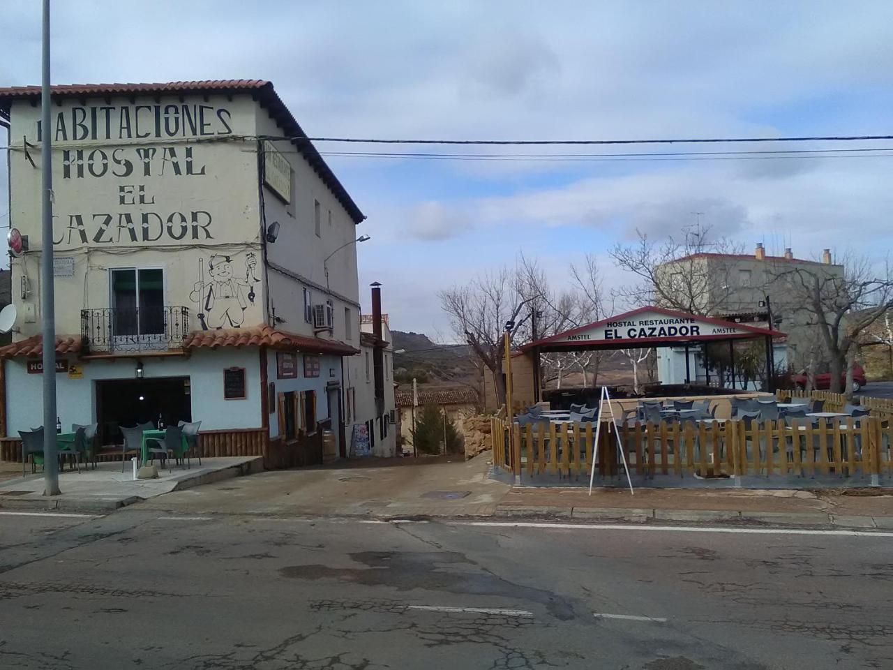 Hostal Restaurante El Cazador Nuévalos Kültér fotó